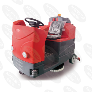 大型駆動式洗浄機